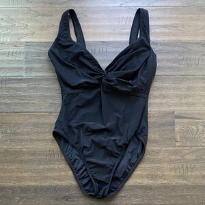 KARLA COLLETTO Basic Twist Tank One-Piece Swimsuit Womens Sz 12 Black Classic